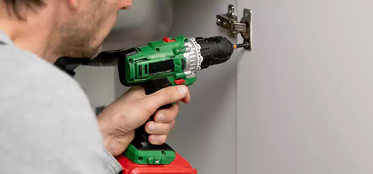 Commercial Door Hinge Repair Cicero